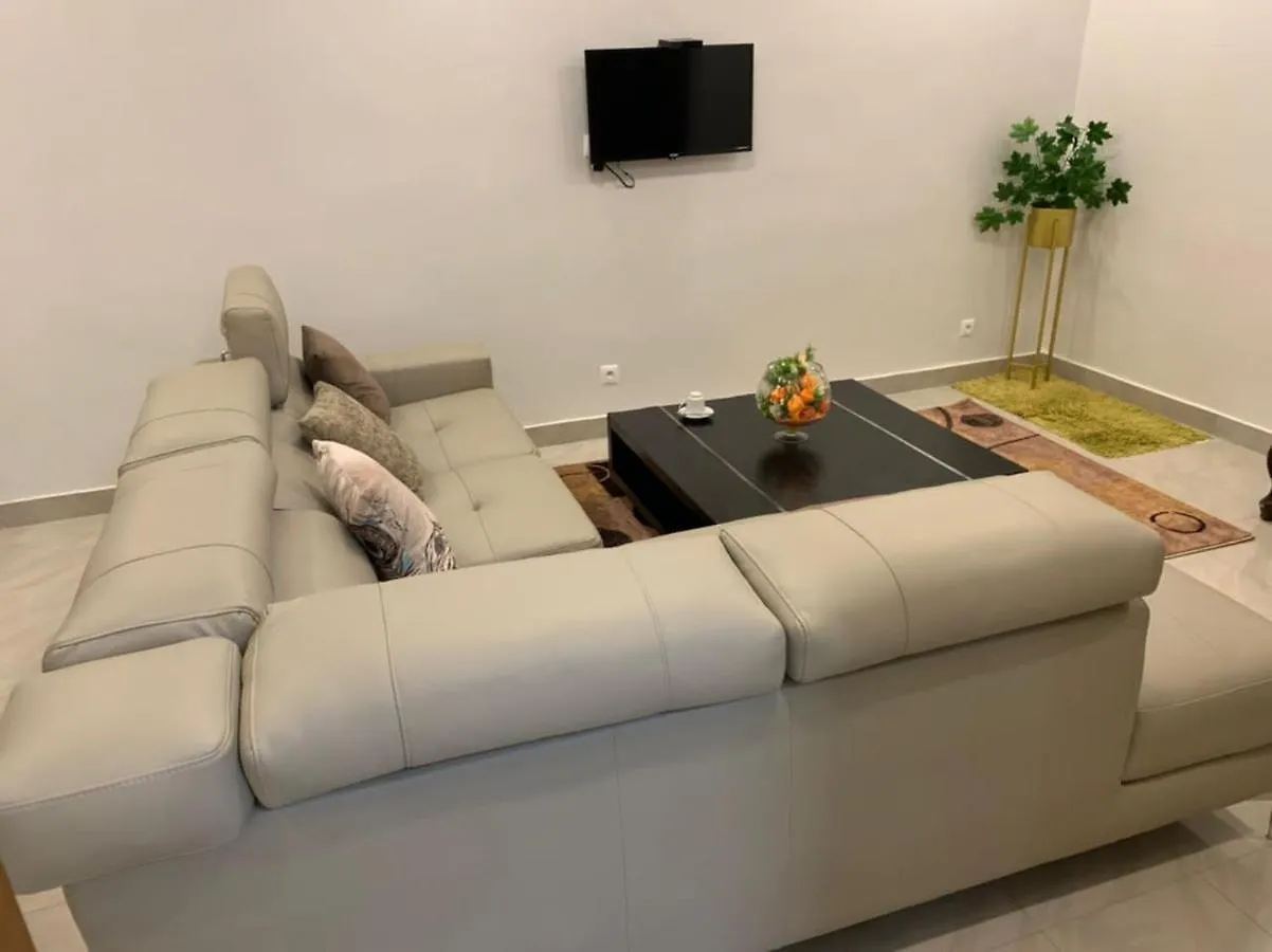 Superbes Appartements Non Loin De Auchan Mermoz Dakar 0*,